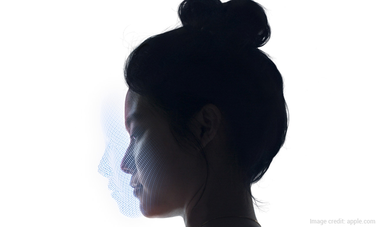 Can Apple iPhone X's FaceID Distinguish between Identical Twins?