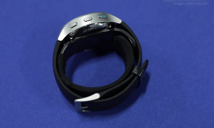 The Omron HeartGuide Fitness Watch Can measure Your Blood Pressure