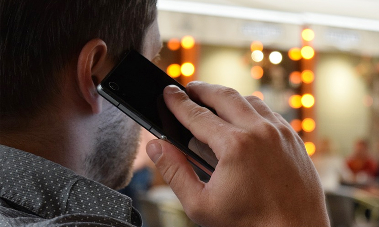 Why Apple doesn’t allow you to Record Calls?