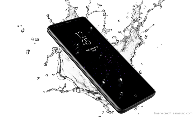 Here Are the Reasons Why You Need a Waterproof Smartphone