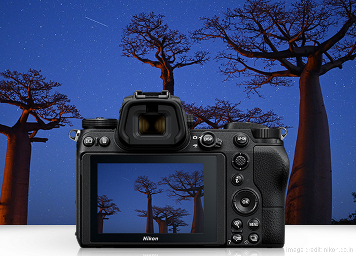 Mirrorless Vs DSLR Cameras: What Are the Differences & Which Suits Your Needs