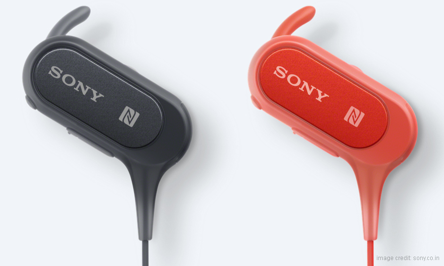 Best Earphones for Workouts: Accessories for Running, Gym & Sport